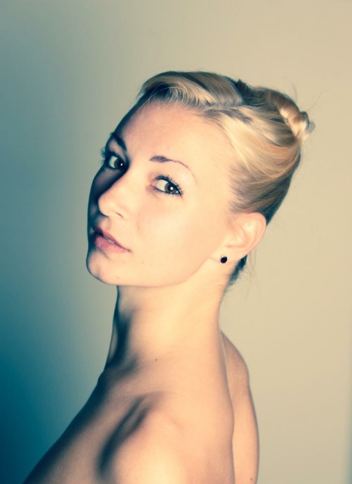 Becca Haw colour Headshot